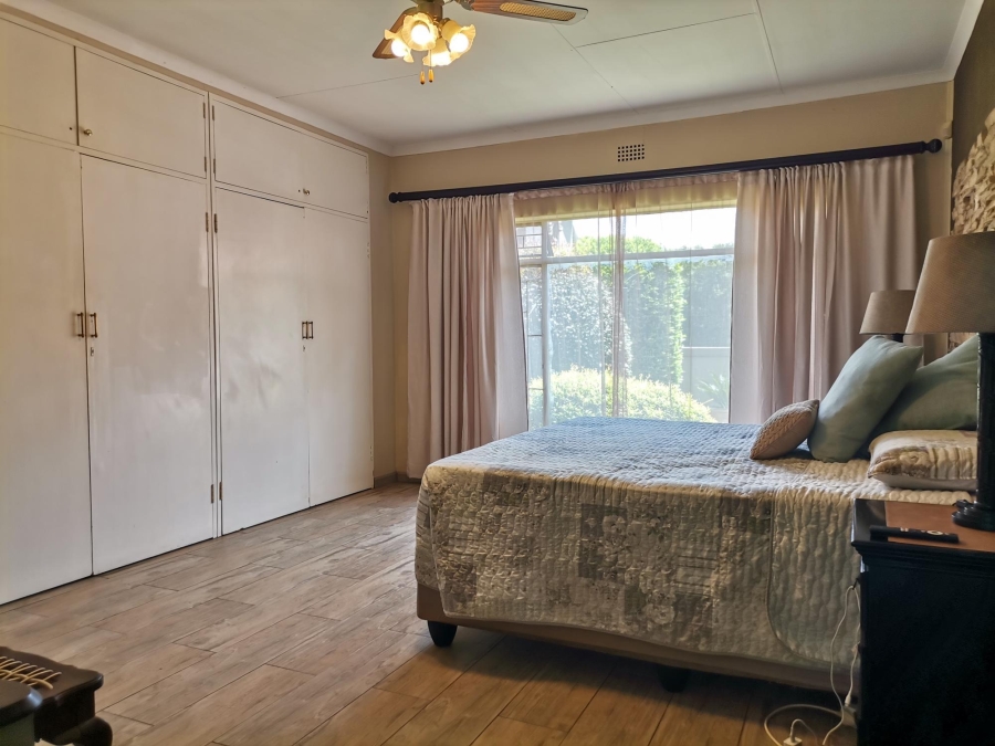 3 Bedroom Property for Sale in Safari Gardens North West